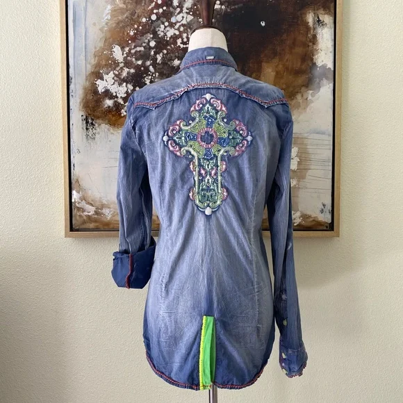 Roar ~ destined to Roar western cowgirl equestrian button down size L EC ~ - Picture 4 of 14